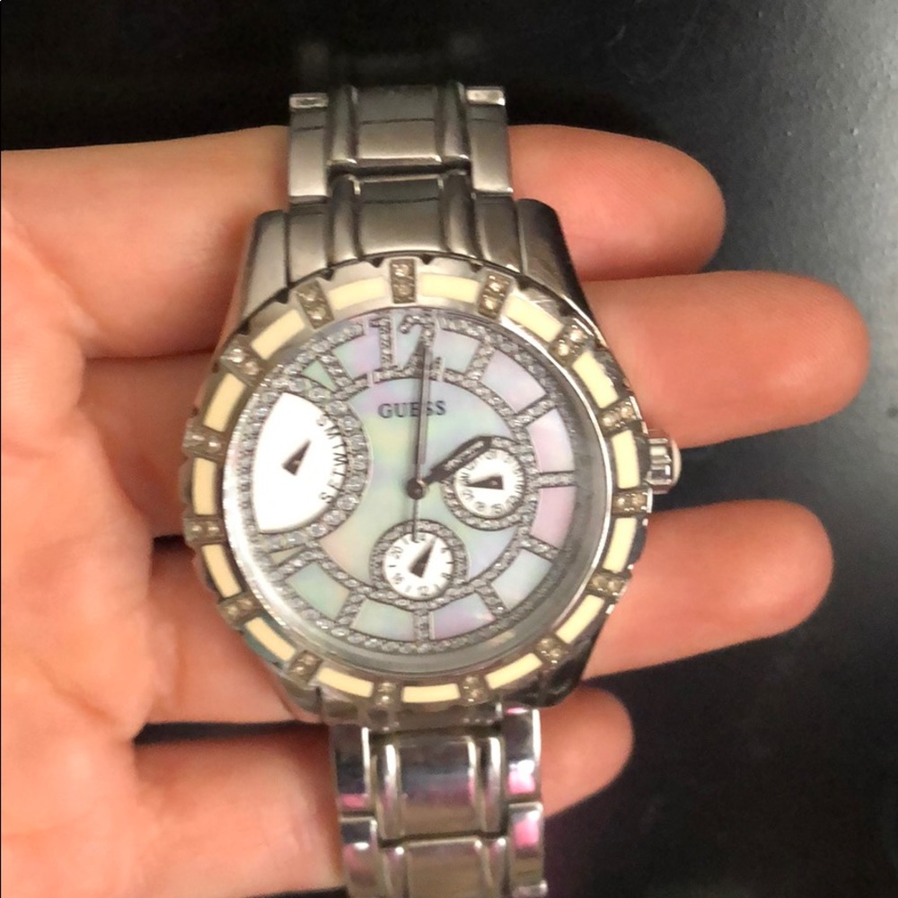 GUESS womens silver watch